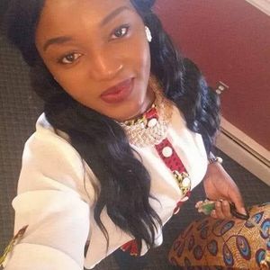 Meet your Posher, Tania